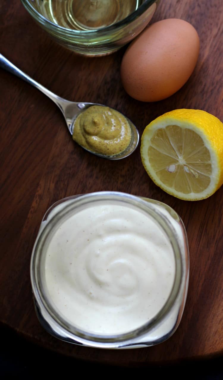 Whole30 Paleo Easy Homemade Mayo Recipe