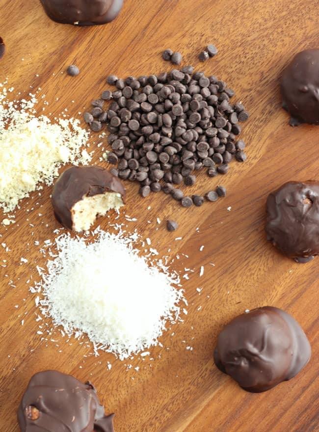 Chocolate dipped coconut macaroons 9