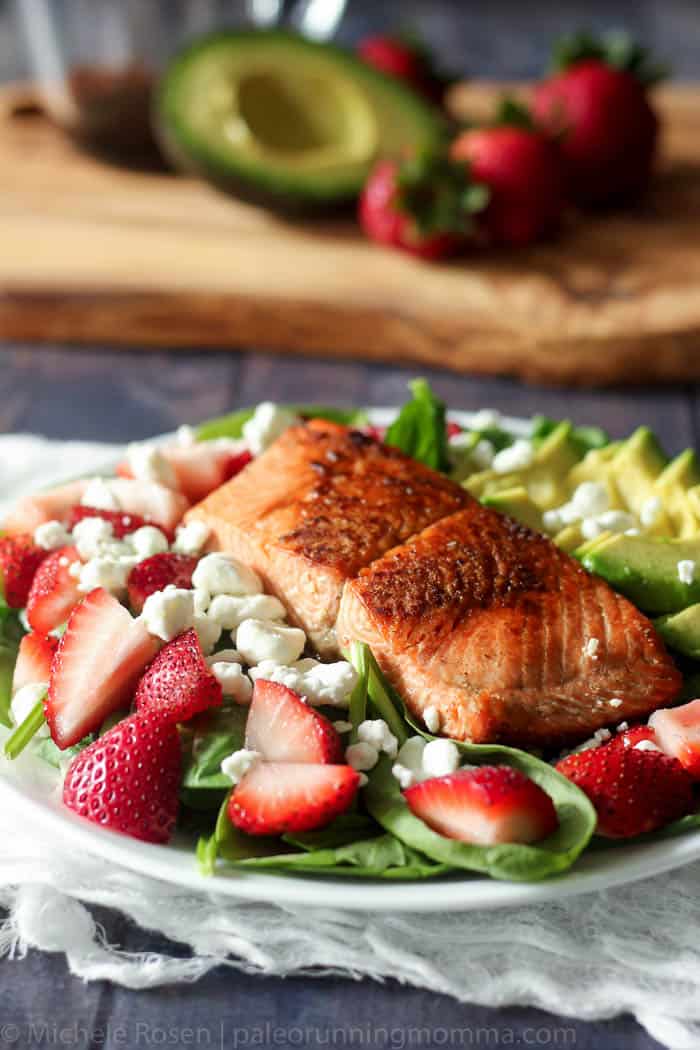 salmon strawberry avocado salad-5