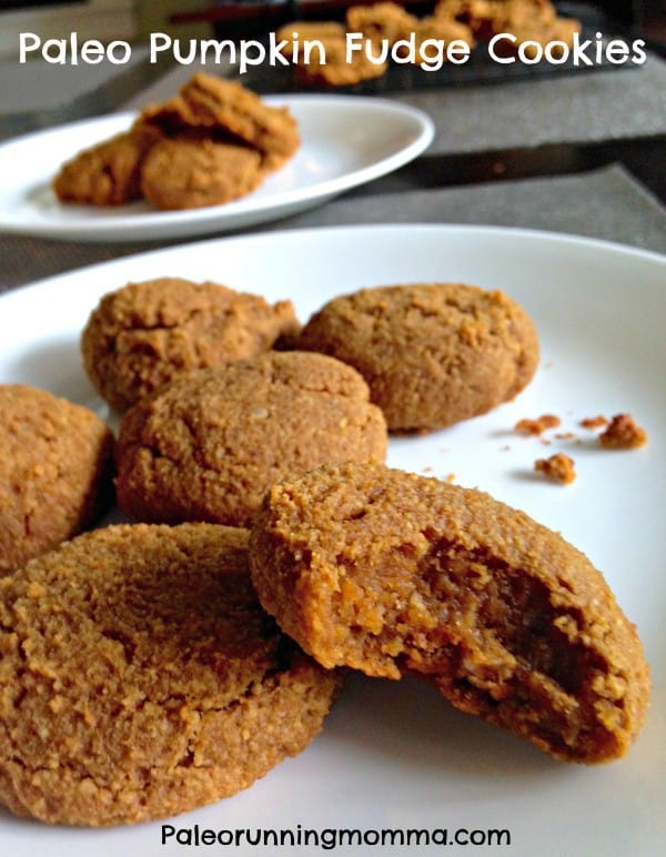 Paleo Pumpkin Fudge Cookies - Chewy pumpkin spice fudge cookies! @paleorunmomma