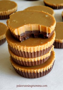 chocolate caramel fudge cups - paleo and vegan @paleorunmomma