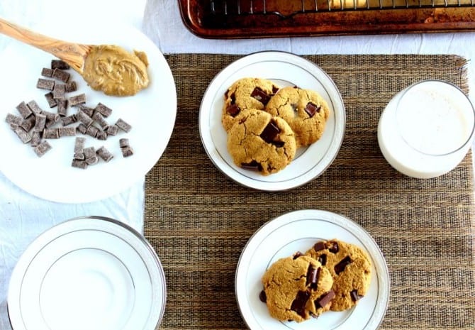 paleo chocolate chunk cookies with nut free option