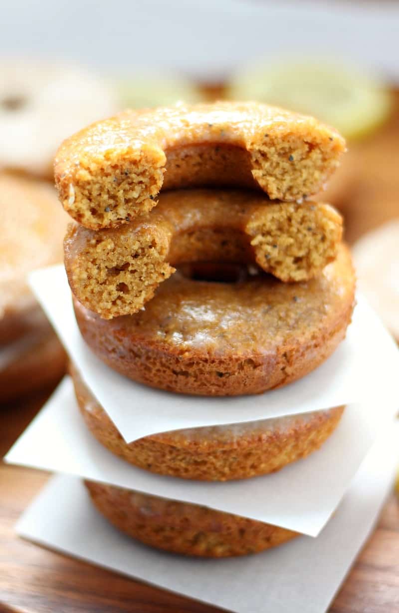 Paleo Lemon Poppy seed baked glazed donuts #grainfree #glutenfree