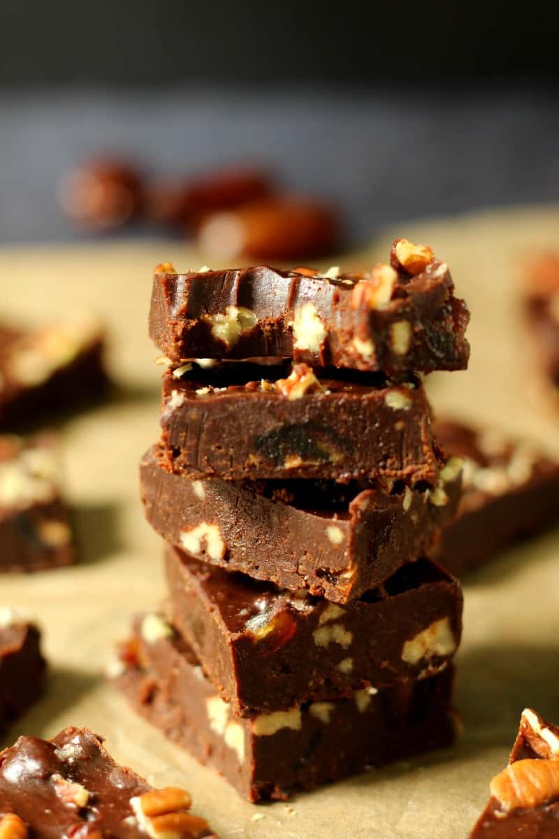 paleo date and nut fudge