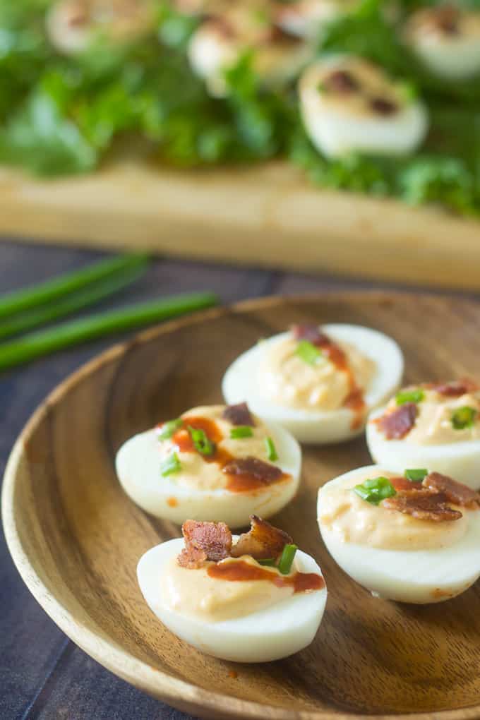 sriracha deviled eggs-6