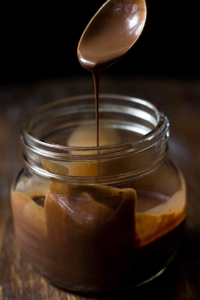 chocolate sauce-2