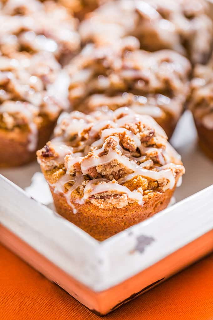 pumpkin-spice-steusel-muffins-get-inspired-everyday-5