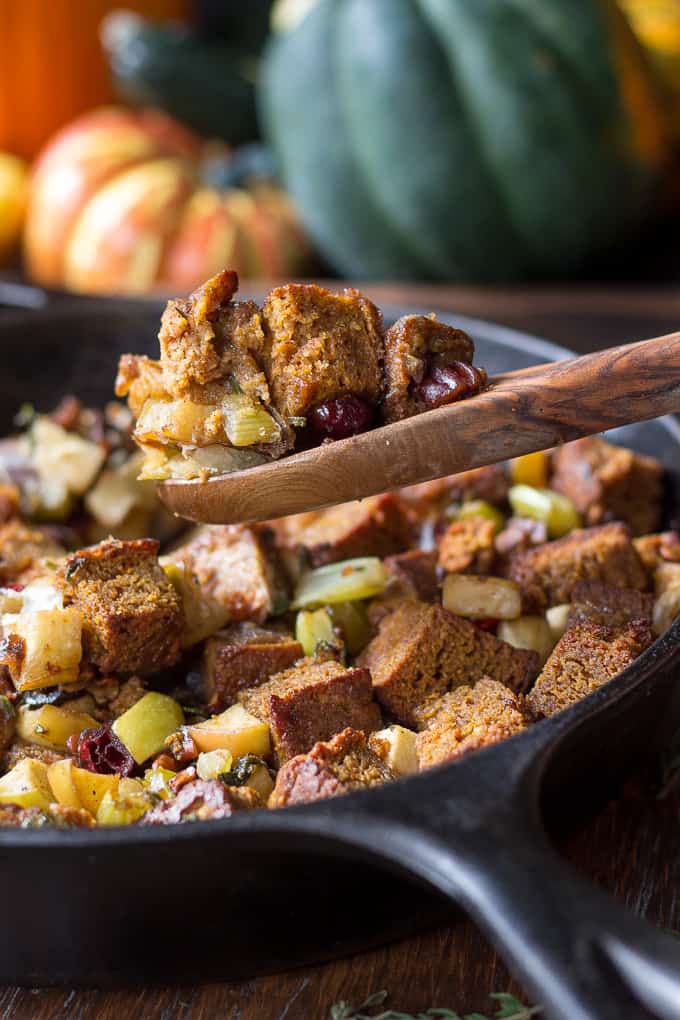 pumpkin-bread-stuffing-8