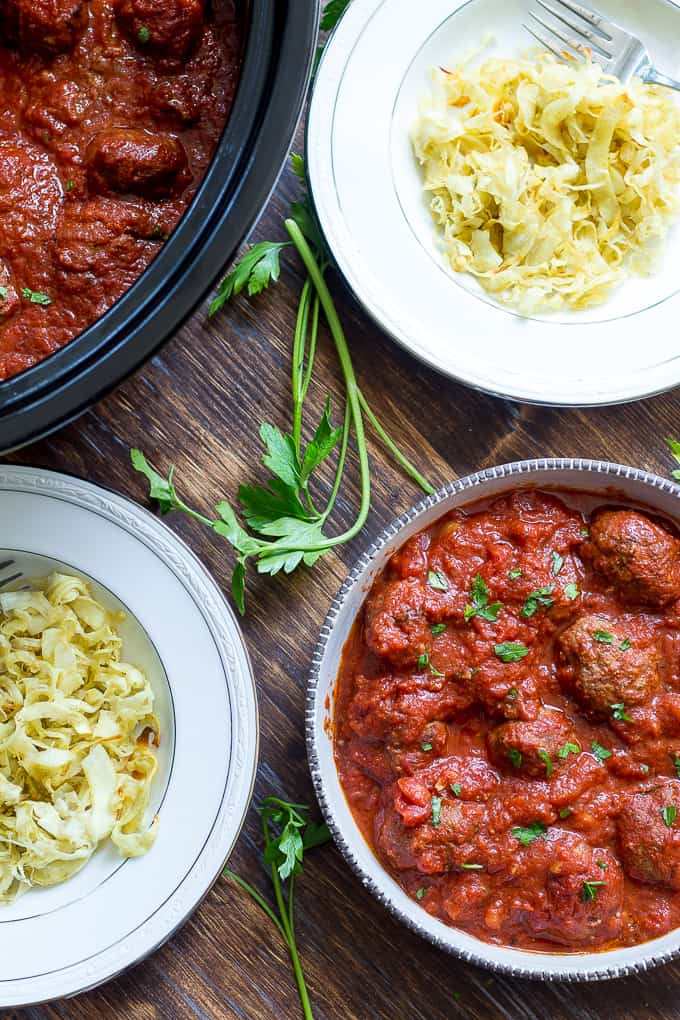 Paleo Slow Cooker Meatballs in Marinara Sauce {Whole30}