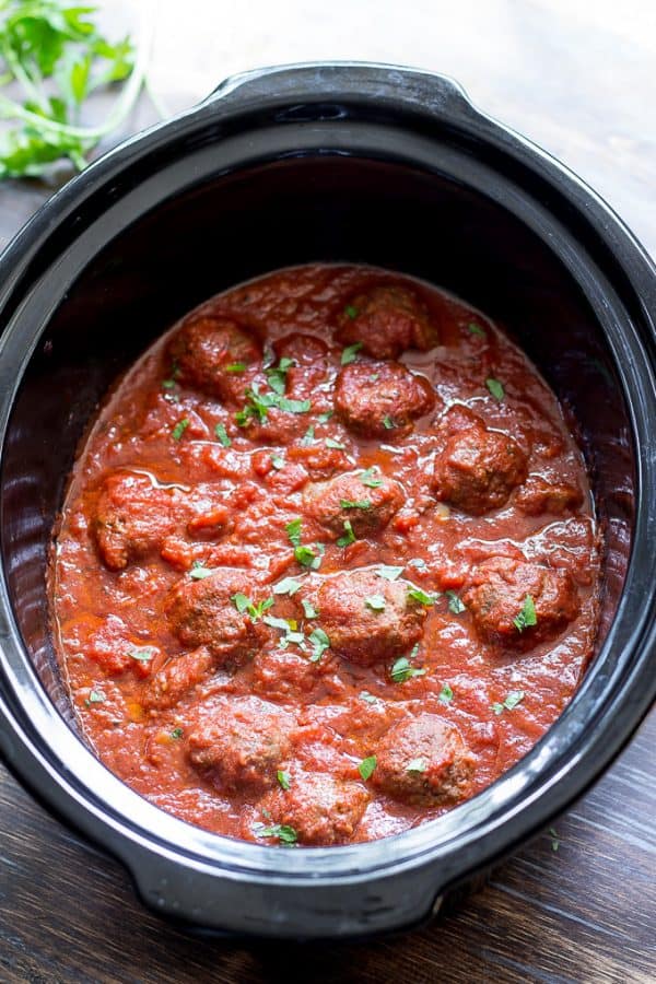 Paleo Slow Cooker Meatballs in Marinara Sauce {Whole30}