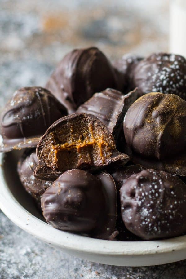 Chocolate Gingerbread Truffles {Paleo & Vegan} Paleo Running Momma