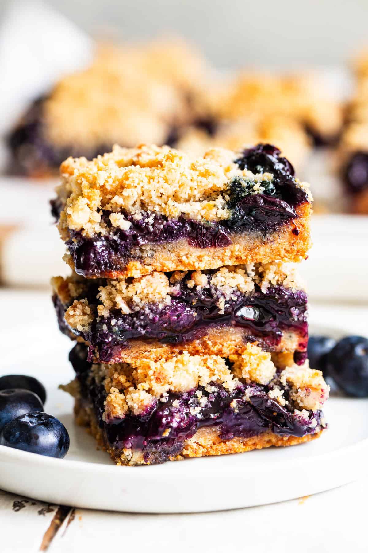 blueberry crumble bars with almond flour crust and jammy filling