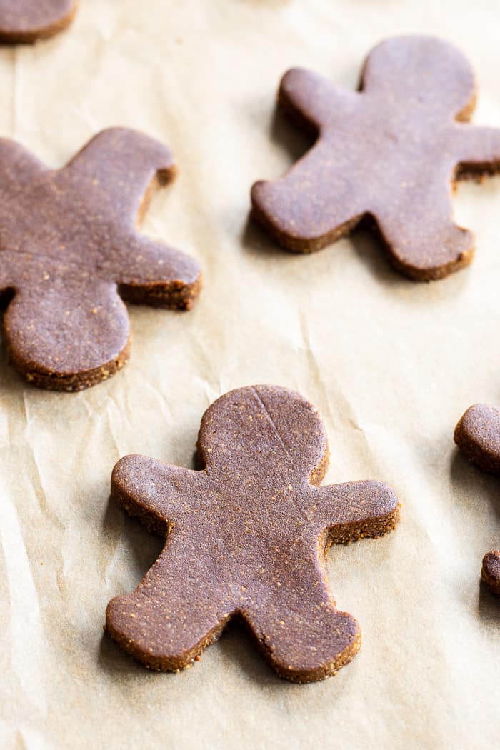 These paleo gingerbread cookies are chewy and crisp with traditional flavor from molasses and spices. The dough is easy to work with and cut making them perfect for holiday baking and decorating! They’re gluten-free and grain-free. #AD #KingArthurFlour