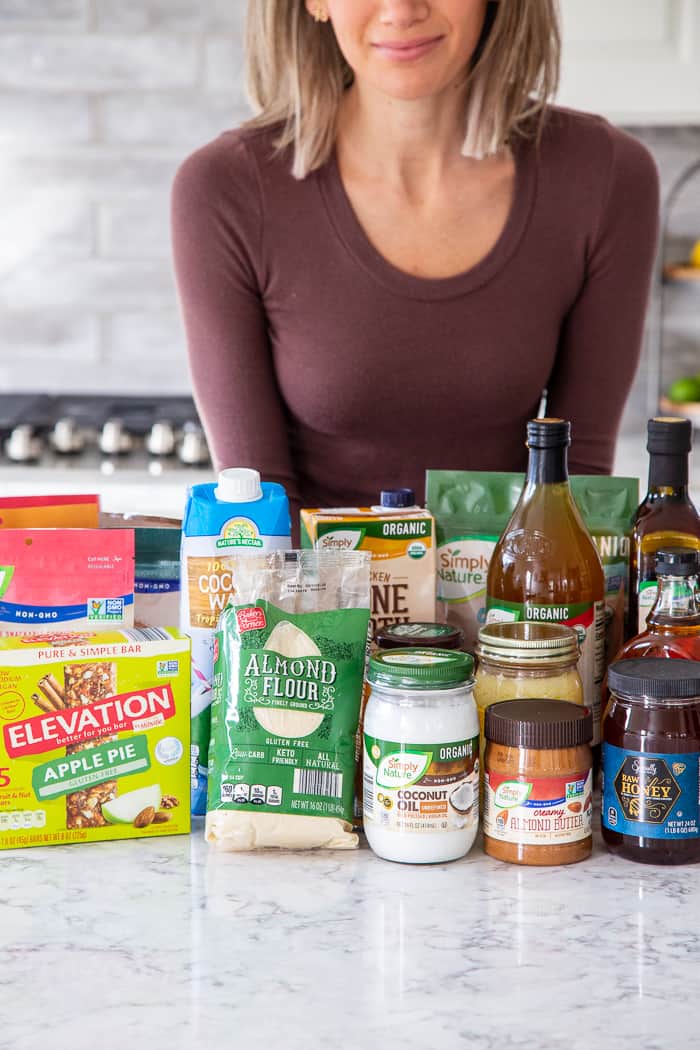 #AD I’m determined not to just “wing it” with meals this year and a pantry restock was in order! @aldiusa has a big selection of products that I always want in my pantry to throw together healthy meals.  Coconut oil, ghee and apple cider vinegar and a surprising selection of paleo friendly snacks too!  Snacks that my kids will actually eat - like Elevation by Millville fruit and nut snack bars and Simply Nature Organic Coconut Cashew Crisps. 