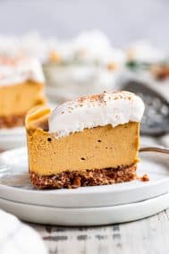 Vegan Pumpkin Cheesecake {Paleo, No Bake}