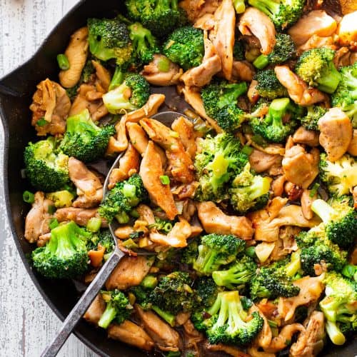 Paleo Chicken and Broccoli Stir Fry {Whole30, Keto}