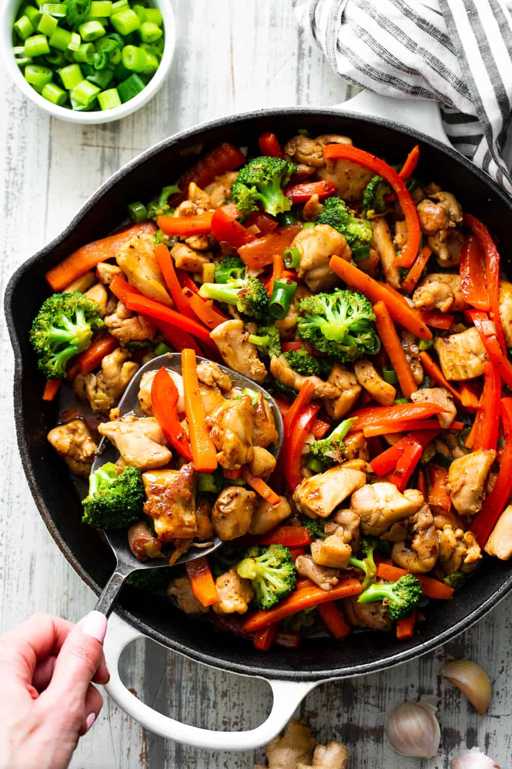 Teriyaki Chicken Stir Fry {Paleo, Whole30} | The Paleo Running Momma