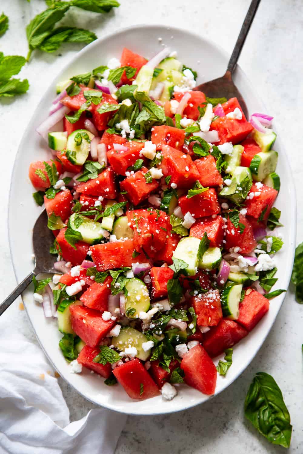 https://www.paleorunningmomma.com/wp-content/uploads/2021/06/wtermelon-salad-6.jpg