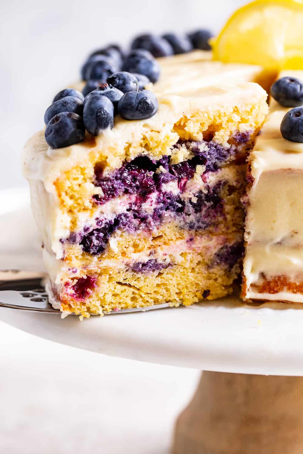 https://www.paleorunningmomma.com/wp-content/uploads/2021/08/lemon-blueberry-layer-cake_-11.jpg