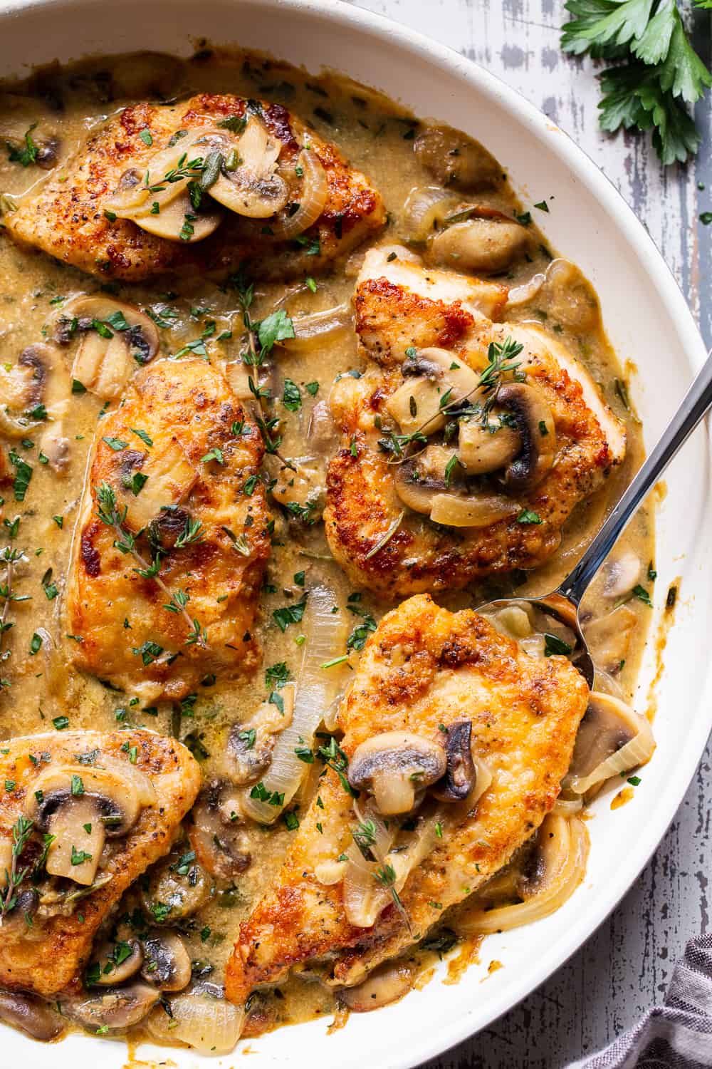 Smothered Chicken with Gravy and Herbs {Paleo, Whole30} 