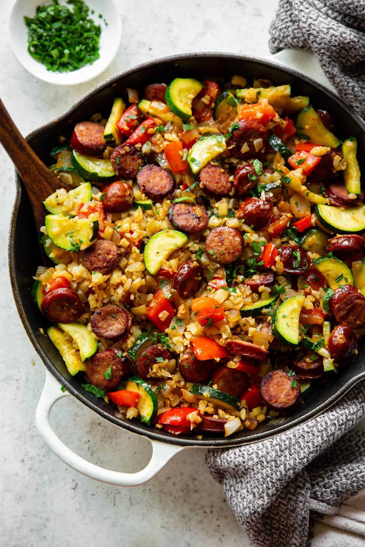 A divided skillet that lets you cook two single-serving dishes