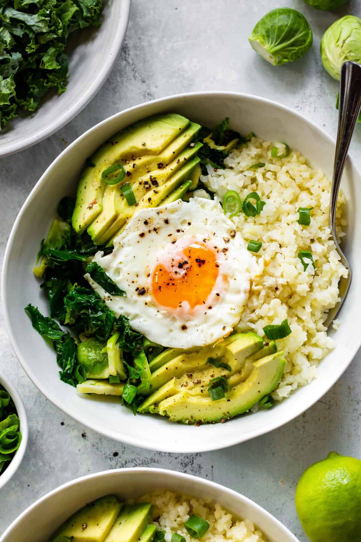 Easy Green Breakfast Bowls {Paleo, Whole30} 