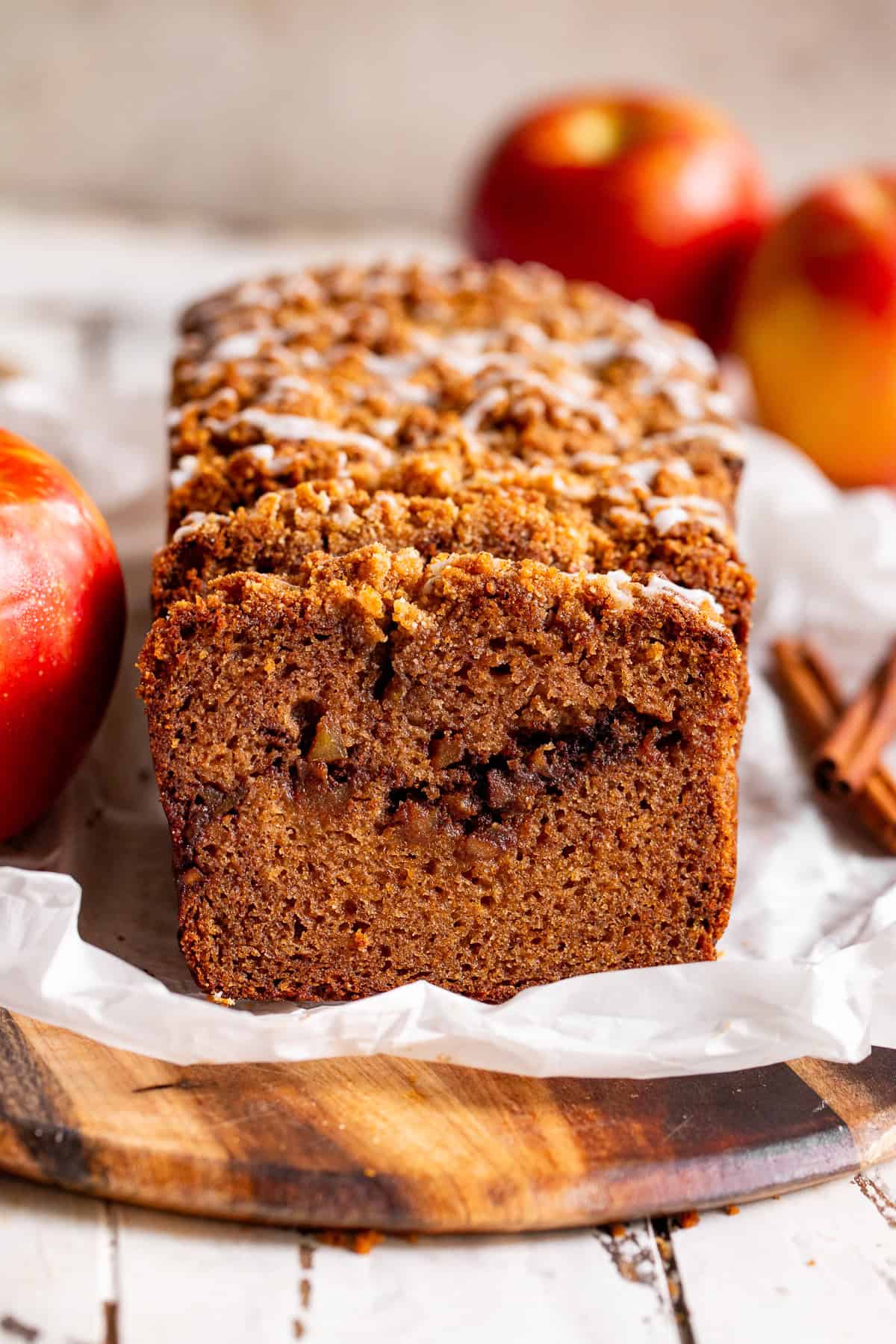 Apple cinnamon bread with cinnamon crumble topping and vanilla icing drizzle